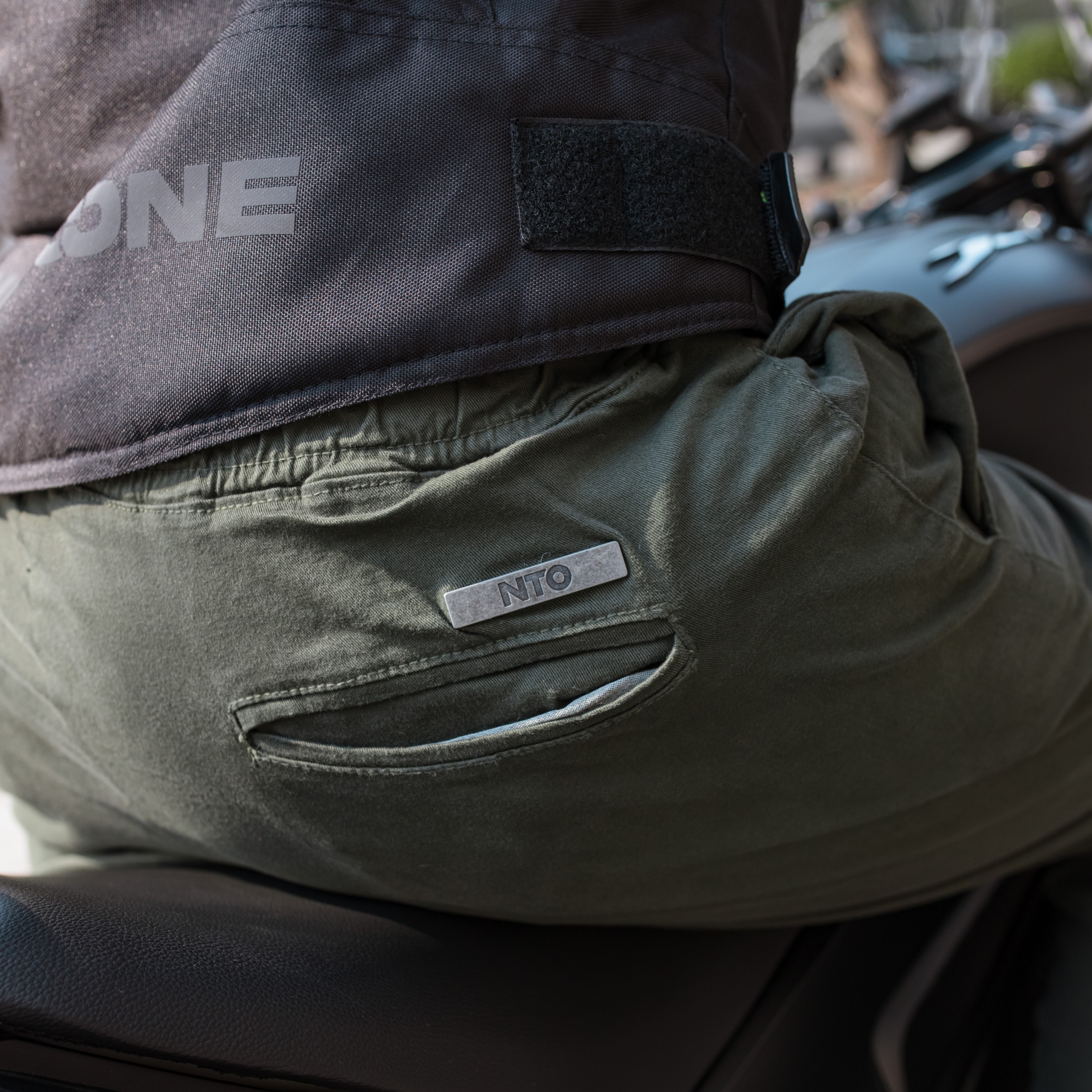 Jogger NTO Jet Unisex Verde Militar